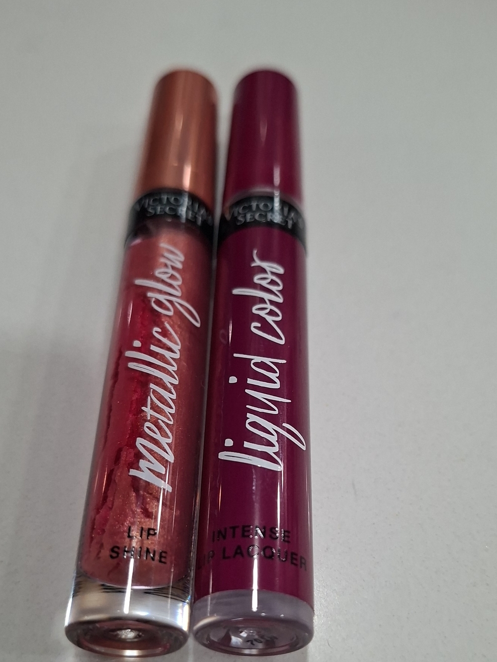 Lot 2 Victoria's Secret Rose Metallic Glow & Deep Berry Liquid Color Lip Duo